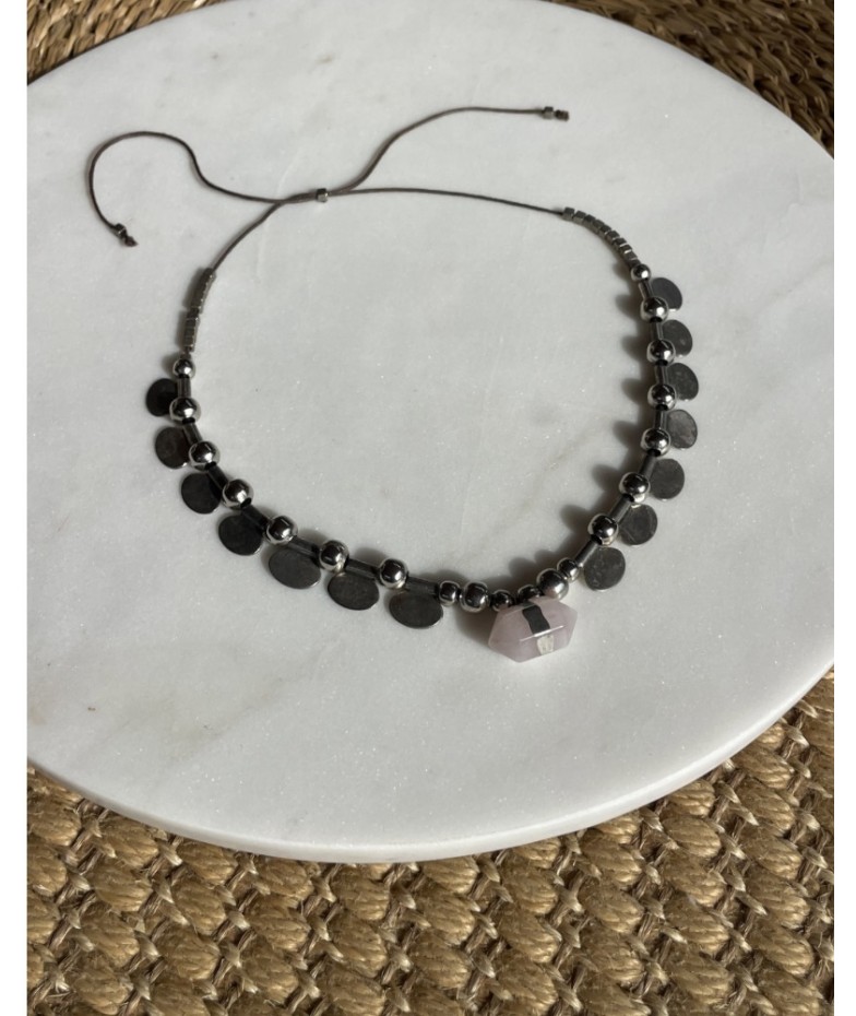 Collar coachella cuarzo geometrico